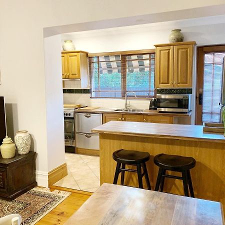 Hollidge House 5 Star Luxury Apartments Аделаида Экстерьер фото